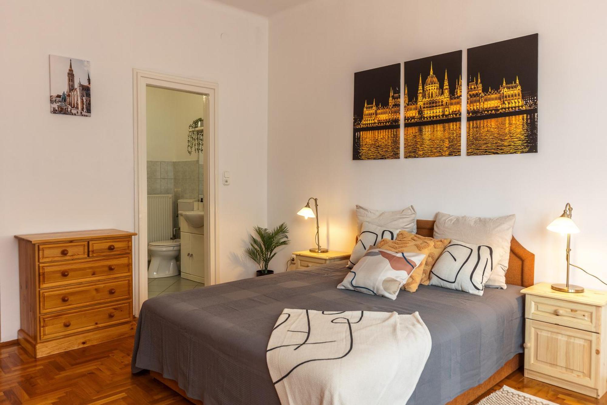 Bright & Spacious Riverside Apartment With Balcony Βουδαπέστη Εξωτερικό φωτογραφία