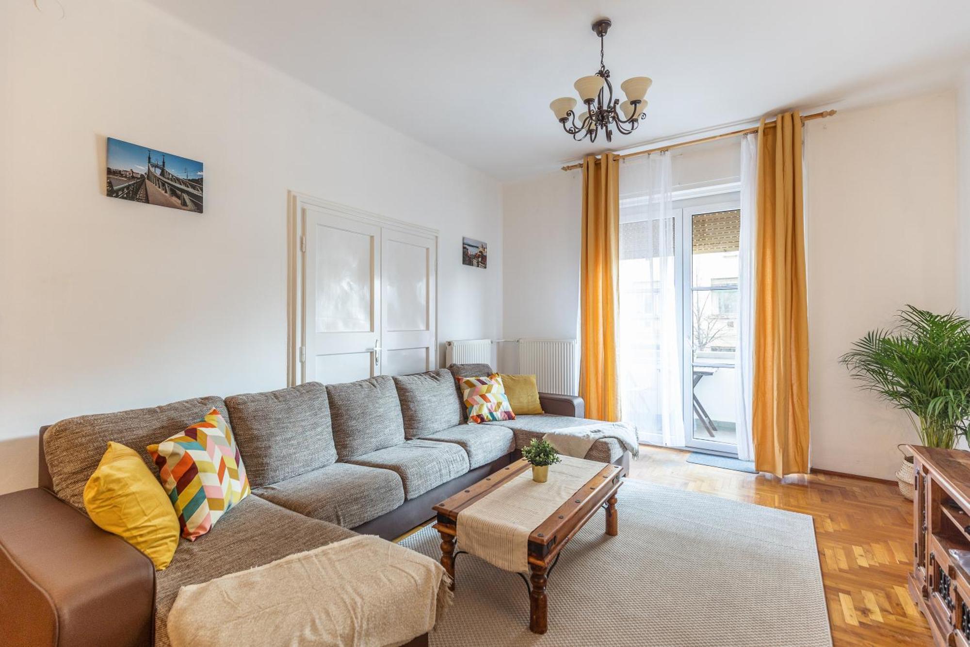 Bright & Spacious Riverside Apartment With Balcony Βουδαπέστη Εξωτερικό φωτογραφία