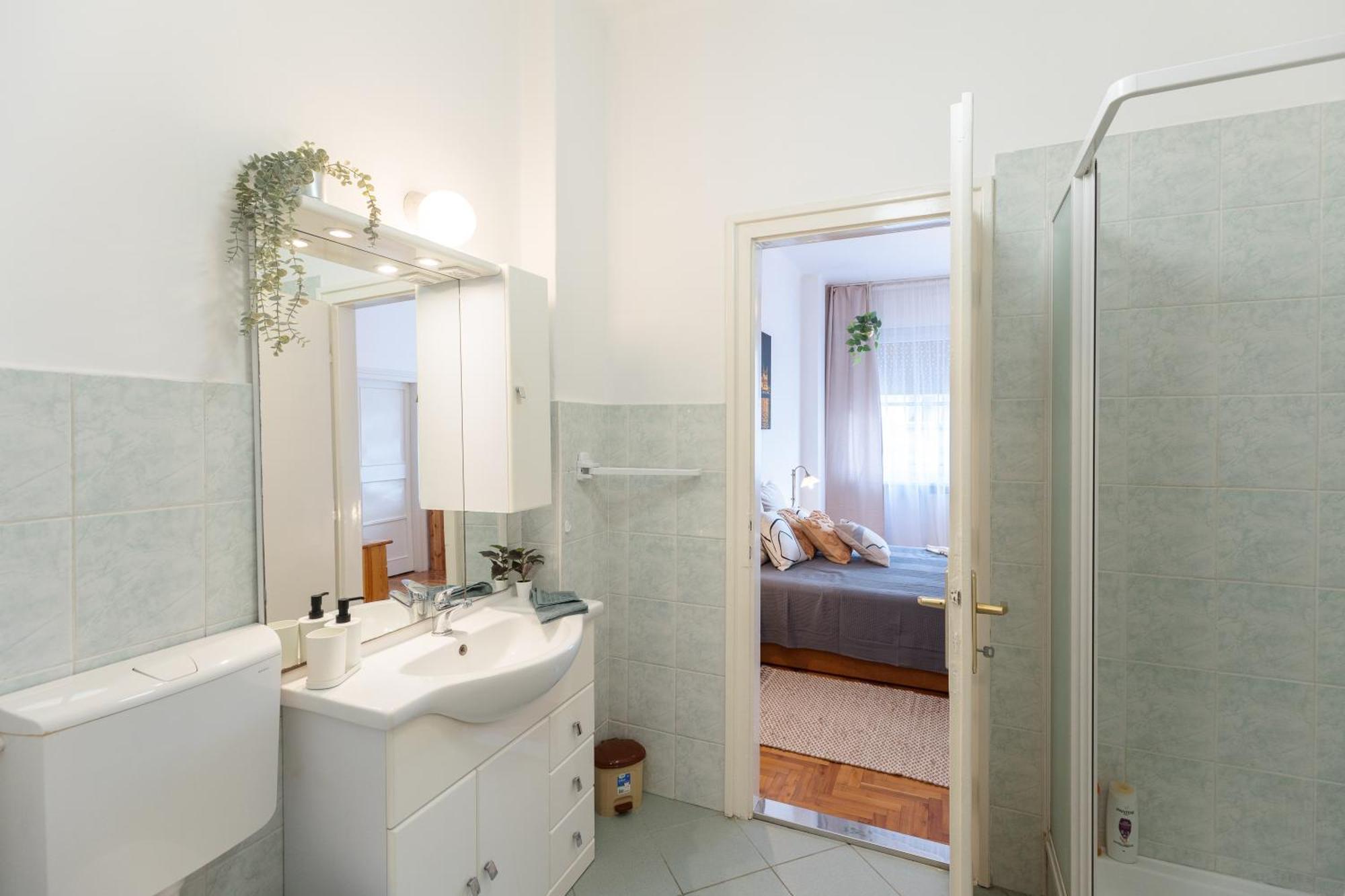 Bright & Spacious Riverside Apartment With Balcony Βουδαπέστη Εξωτερικό φωτογραφία
