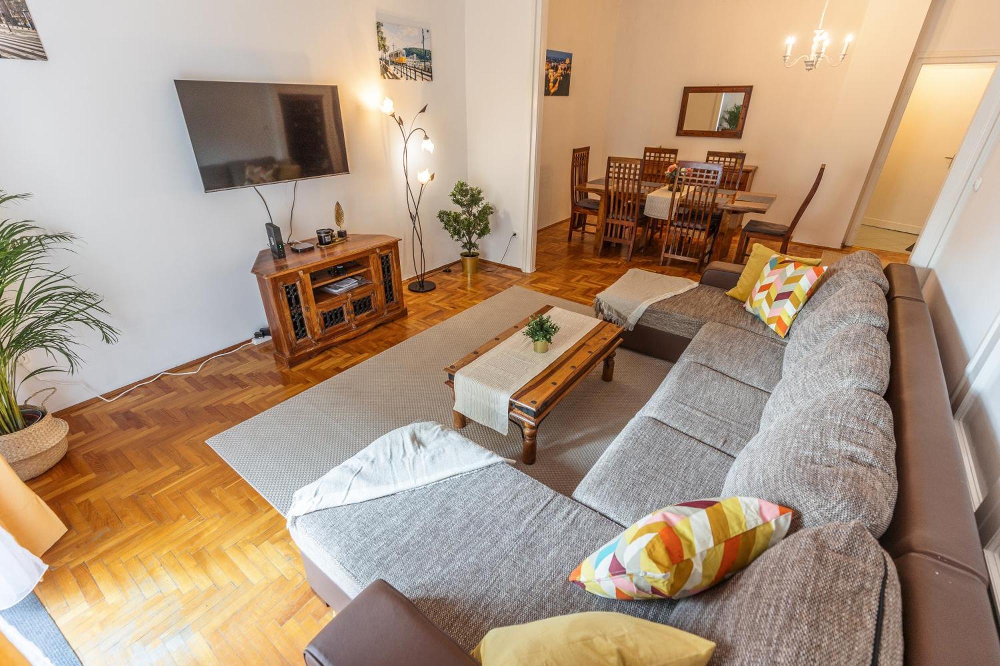 Bright & Spacious Riverside Apartment With Balcony Βουδαπέστη Εξωτερικό φωτογραφία