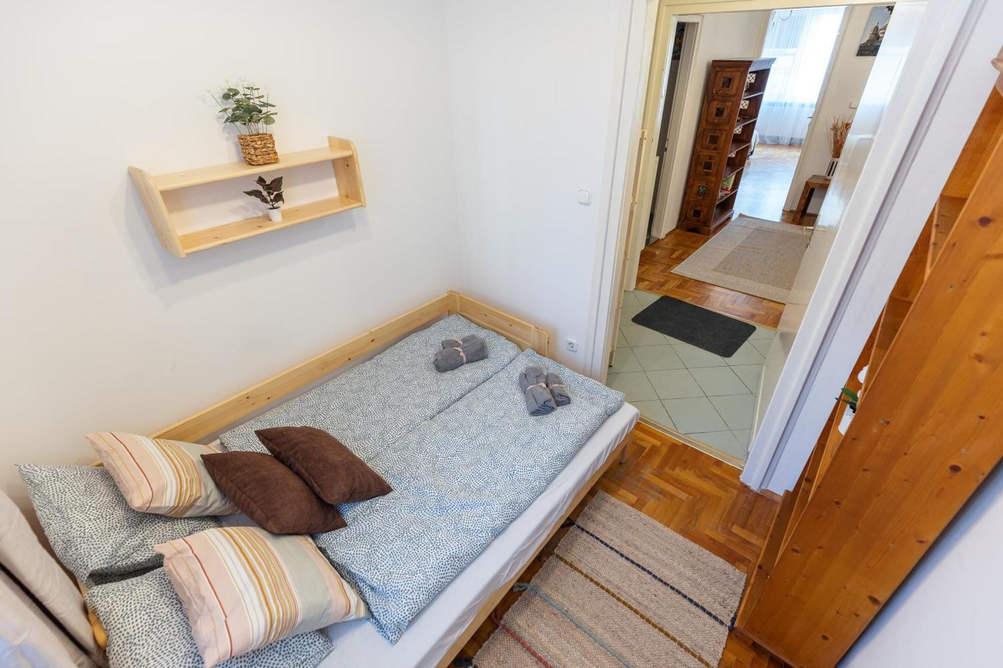 Bright & Spacious Riverside Apartment With Balcony Βουδαπέστη Εξωτερικό φωτογραφία